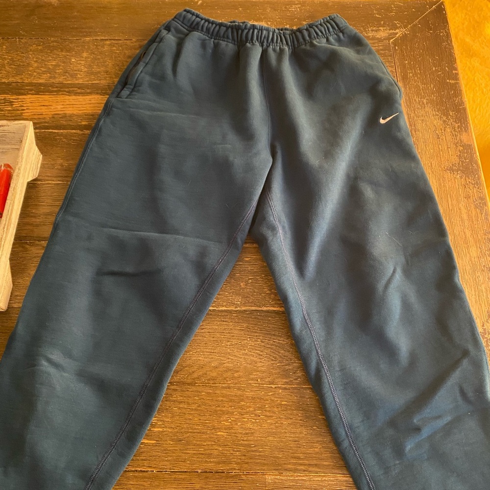 Nike Solo Swoosh Sweatpants